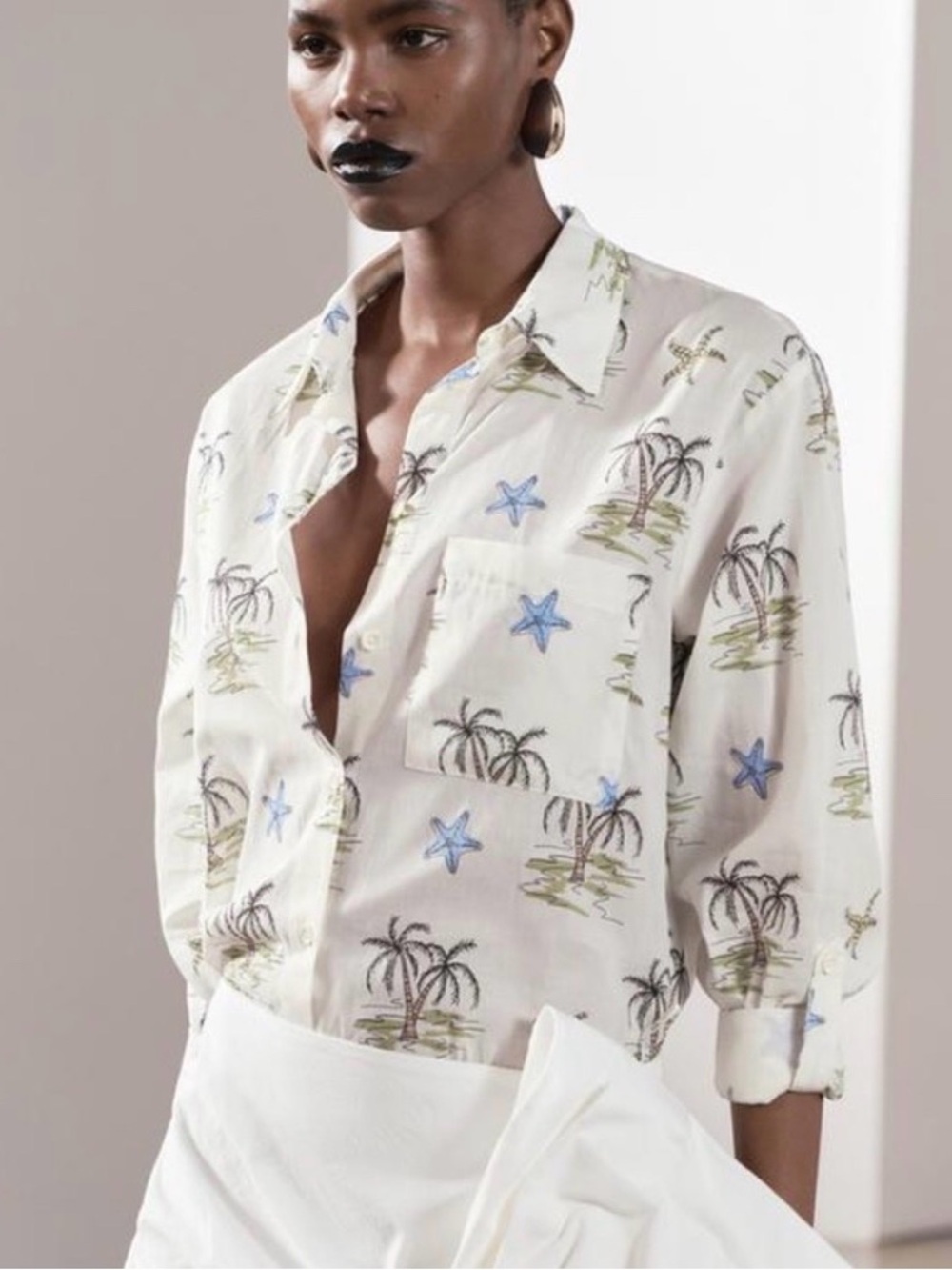 Women’s Cream Tropical Print Button-Up Shirt